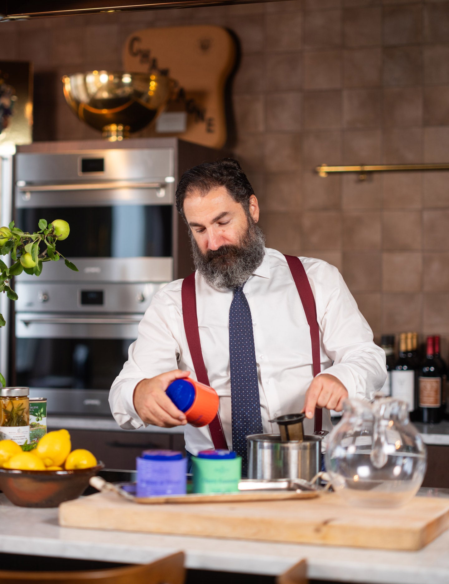 Mario E. Maroni brygger Georgia Peach EKO – ekologiskt grönt te med persika och fläder ur Pontus Te kollektion.